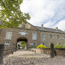 Vooraanzicht van Kasteel Haeren in Voerendaal