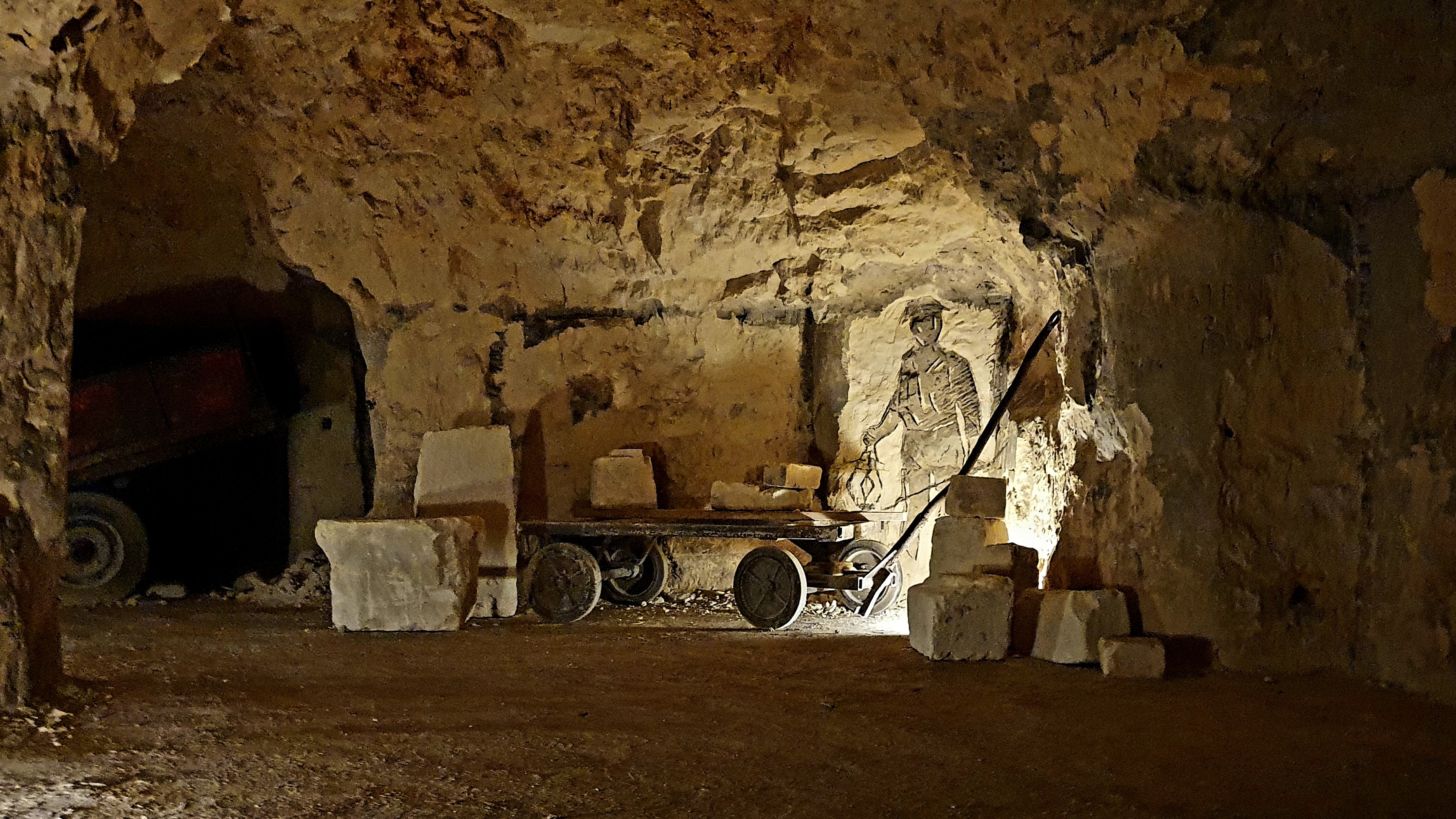 Ondergrondse pracht in de grotten van Valkenburg