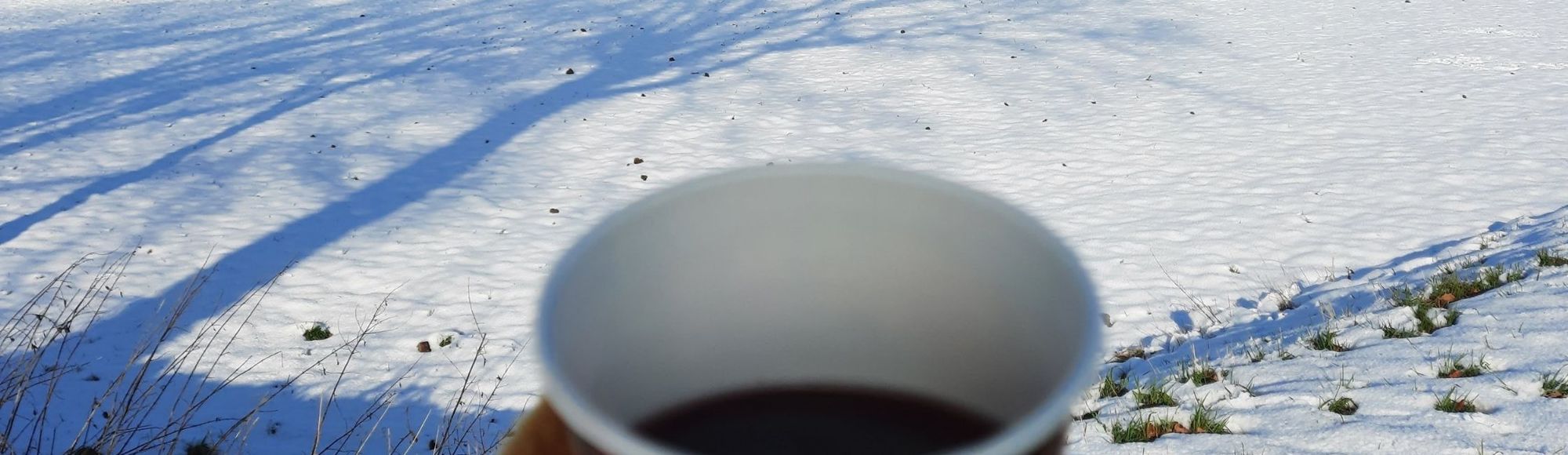 Koffie to go tijdens het winterwandelen