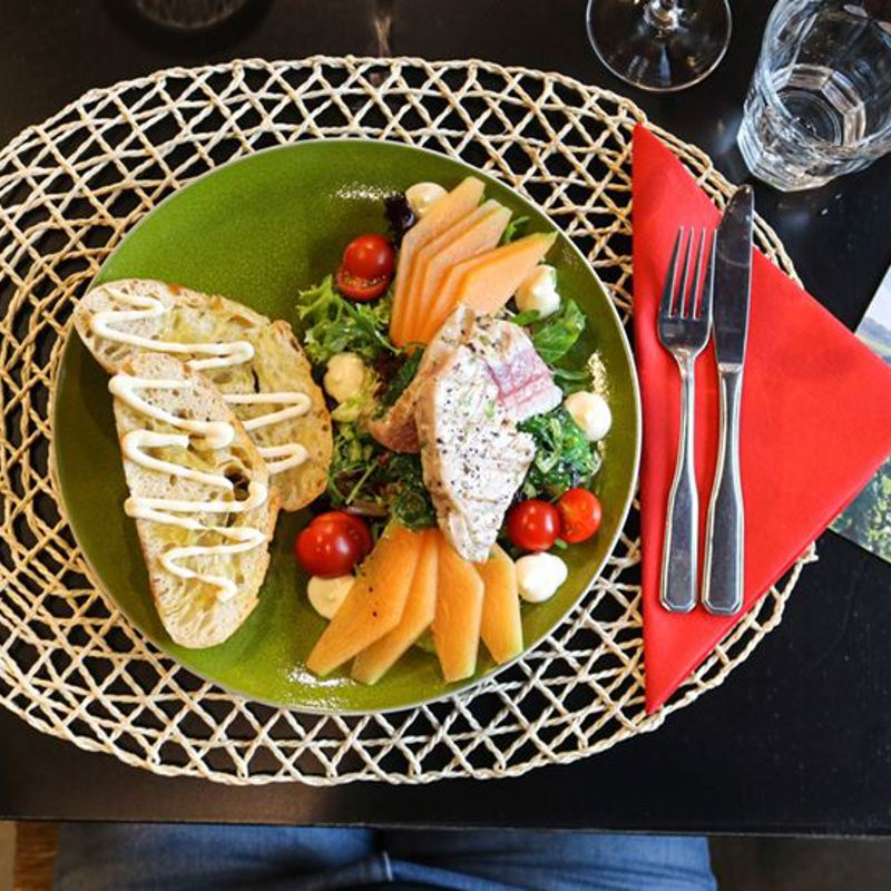 Lunchgerecht op tafel