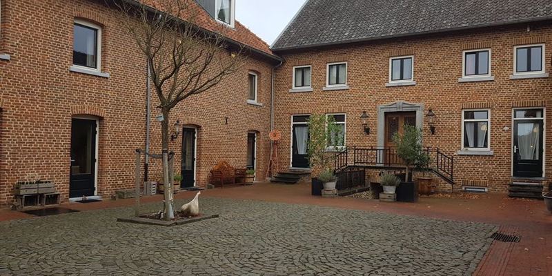 Binnenplaats Auberge De Smockelaer Slenaken