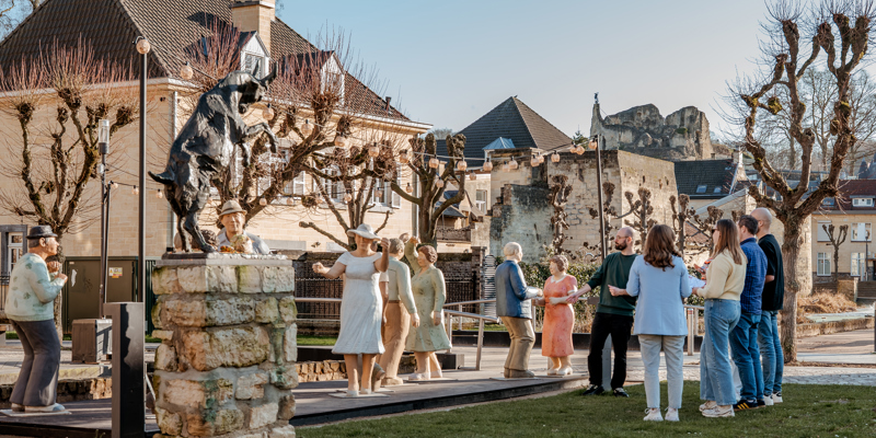 Alledaagse mensen rondleiding groep alltagsmenschen