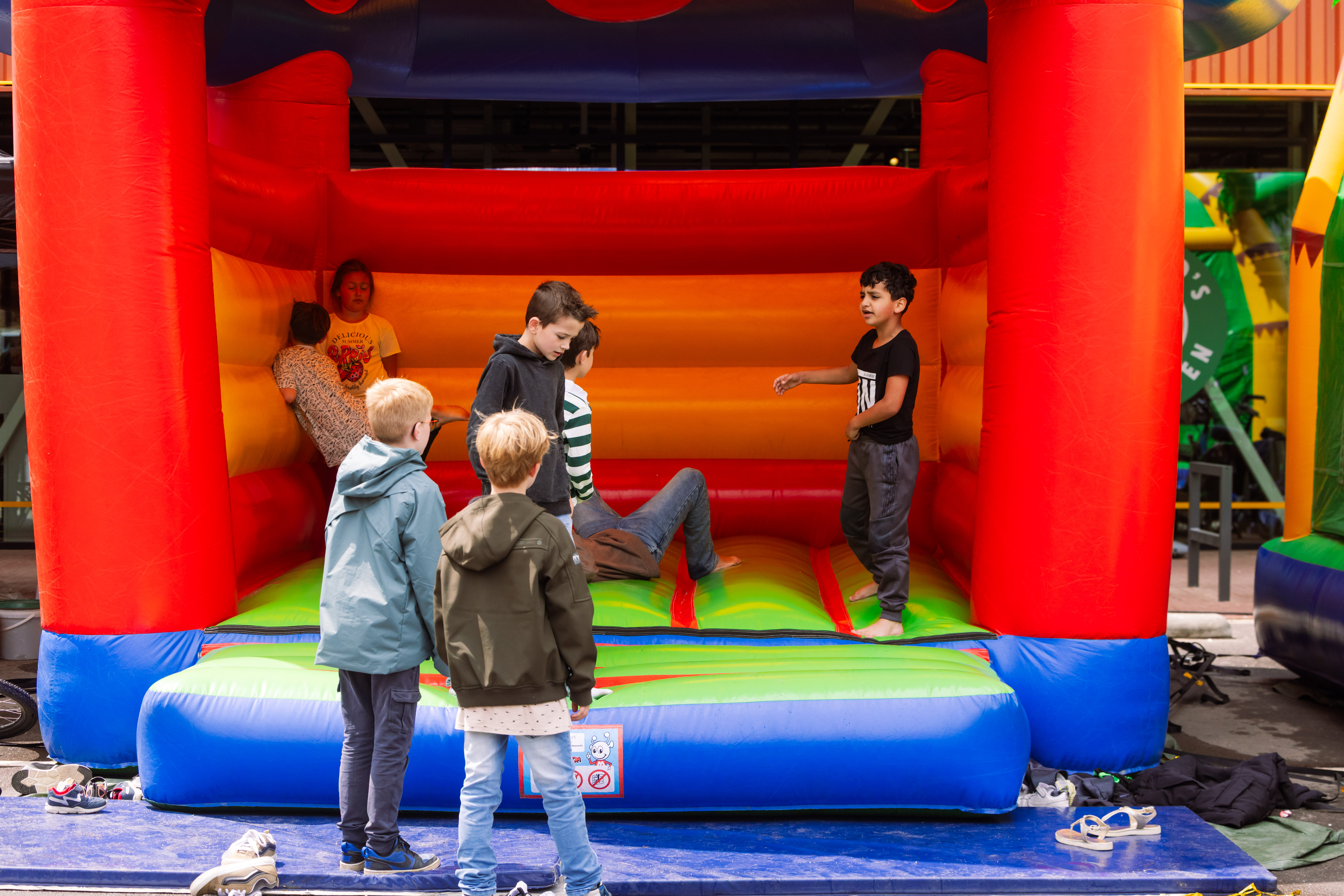 Springkussen bij De Pannenfabriek