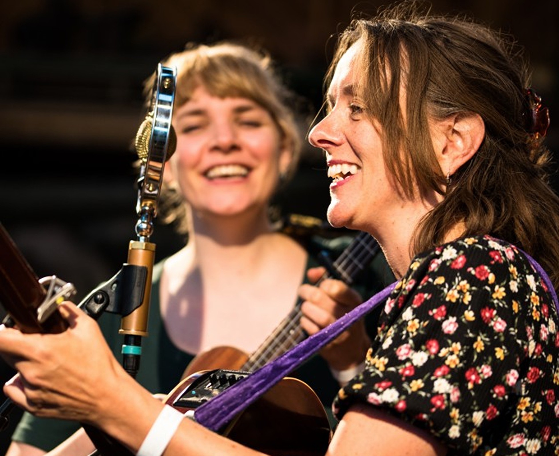 The Lasses - Betoverende Folk